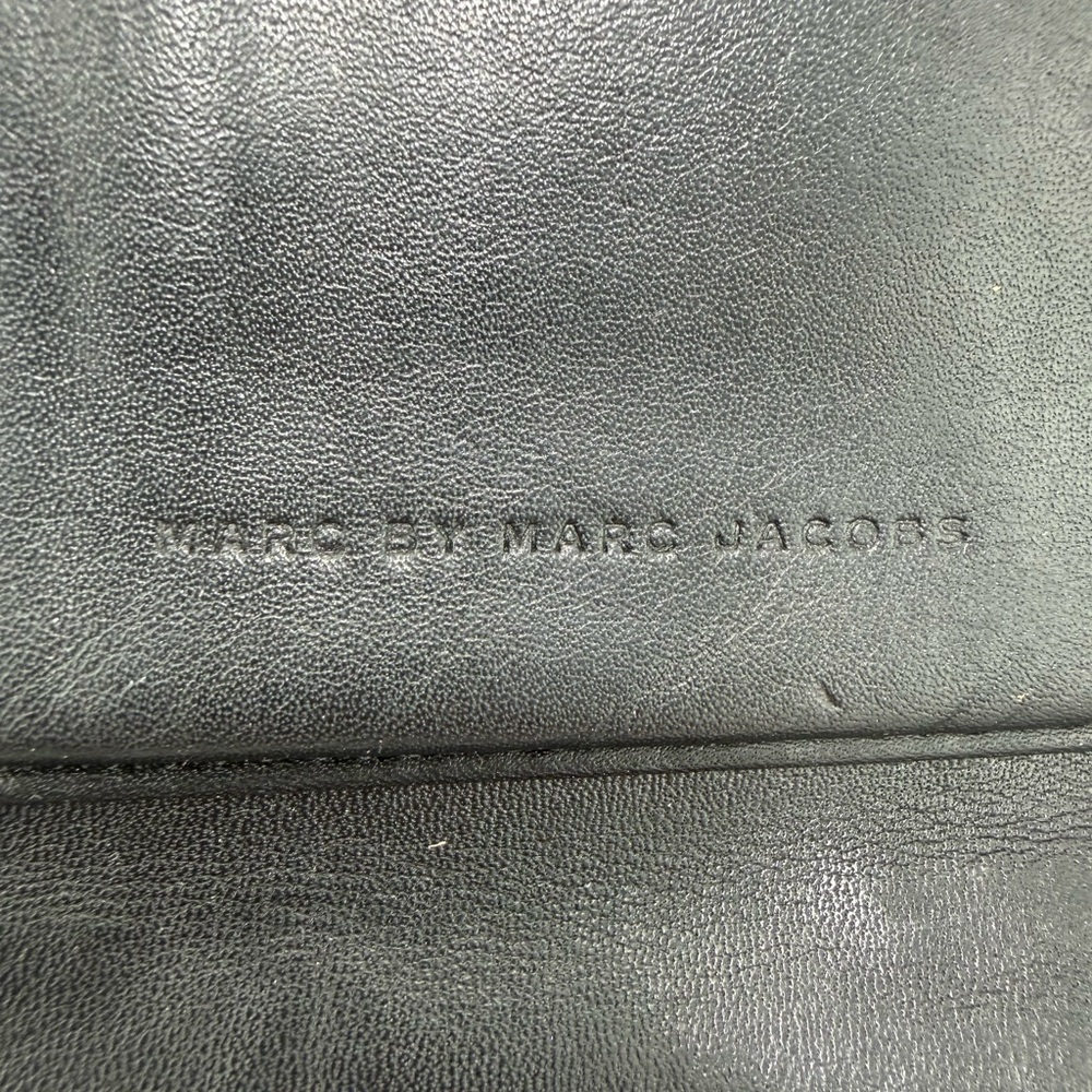 Marc by Marc Jacobs x Disney “I am not like other girls” Black Leather Wristlet - Picture 9 of 9